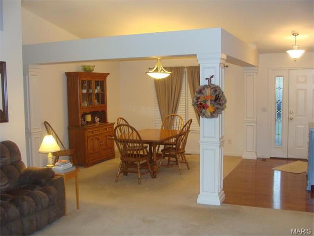 1106 Homefield Commons Dr, O'fallon, MO 63366 photo 6