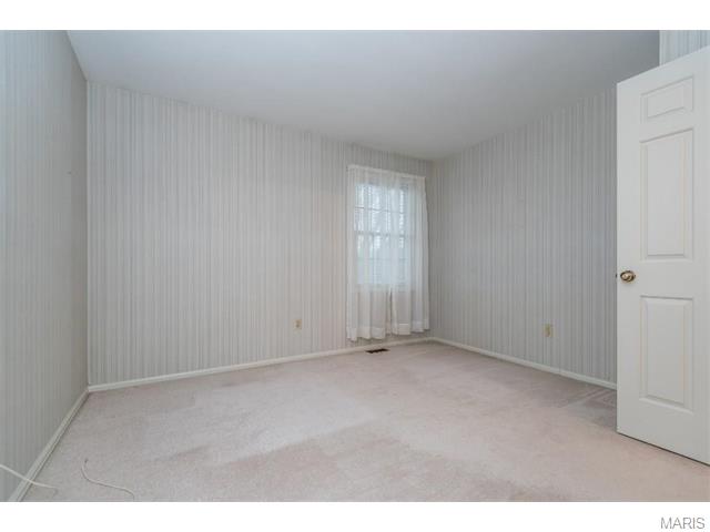 921 Baintree Ln, Ballwin, MO 63011 photo 23