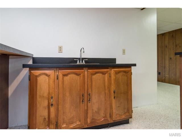 921 Baintree Ln, Ballwin, MO 63011 photo 32
