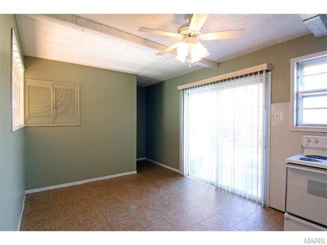 615 Barton Ln, Ballwin, MO 63021 photo 7