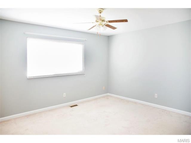 338 Bellestri Dr, Ballwin, MO 63021 photo 9