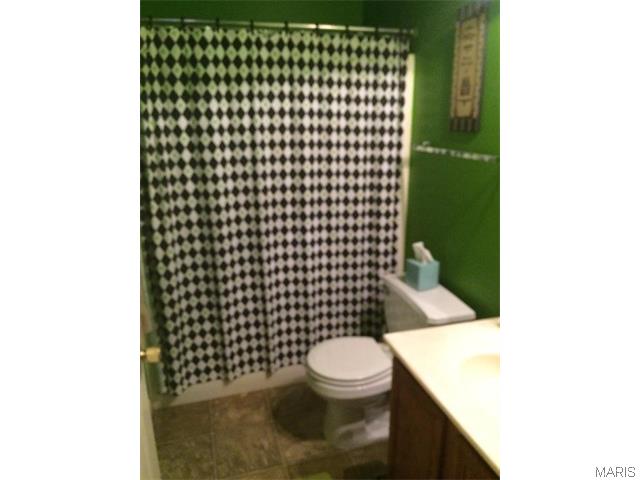 1520 Strawberry Glen Ct, Ballwin, MO 63021 photo 15
