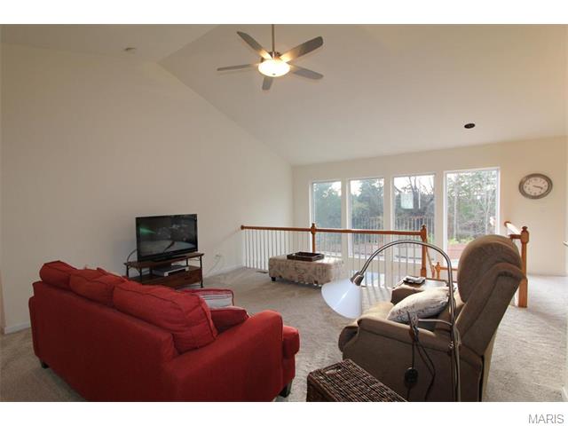 4537 Emerald View Ct, Eureka, MO 63025 photo 7