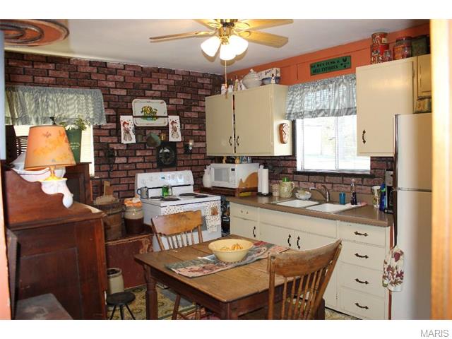 603 Hill, Eureka, MO 63025 photo 12