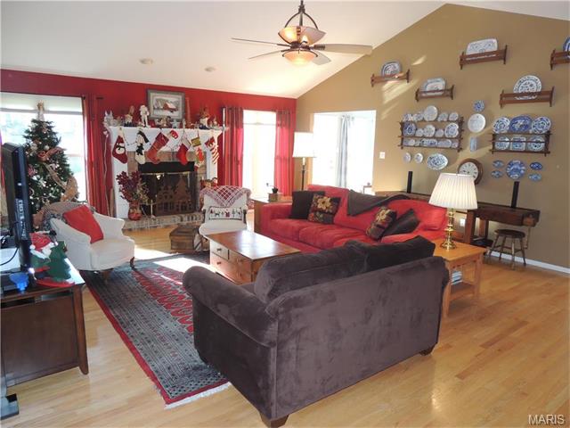 16806 Clayton Rd, Ballwin, MO 63011 photo 3