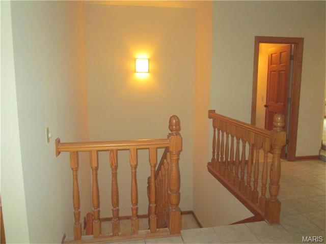1406 Pine Ridge Ests, Ballwin, MO 63021 photo 12