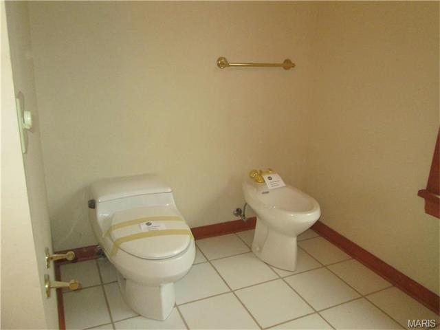 1406 Pine Ridge Ests, Ballwin, MO 63021 photo 26