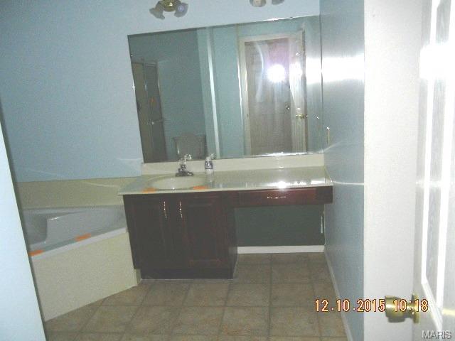 1040 Franko, O'fallon, MO 63366 photo 7