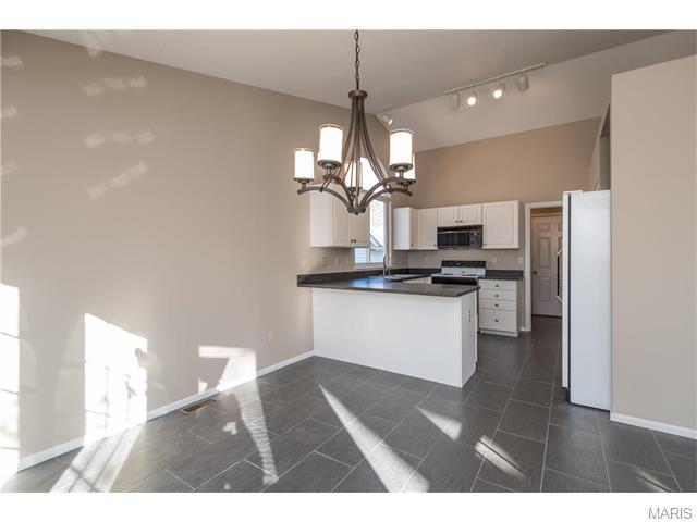 533 Wetherby Terrace Dr, Ballwin, MO 63021 photo 13