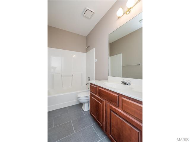 533 Wetherby Terrace Dr, Ballwin, MO 63021 photo 26