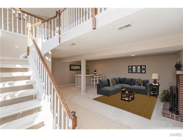 533 Wetherby Terrace Dr, Ballwin, MO 63021 photo 22