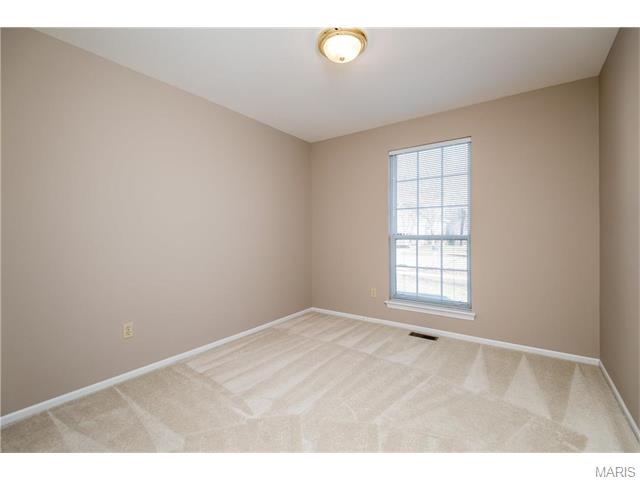 533 Wetherby Terrace Dr, Ballwin, MO 63021 photo 19