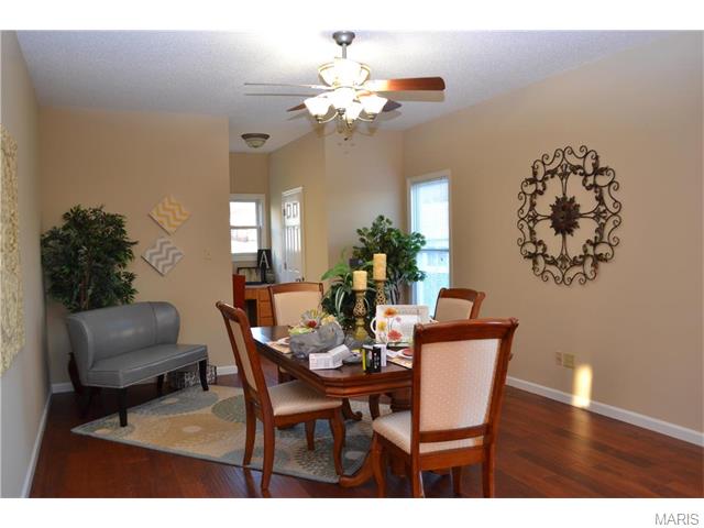 143 England, O'fallon, MO 63366 photo 9