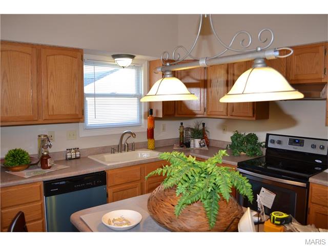 143 England, O'fallon, MO 63366 photo 6