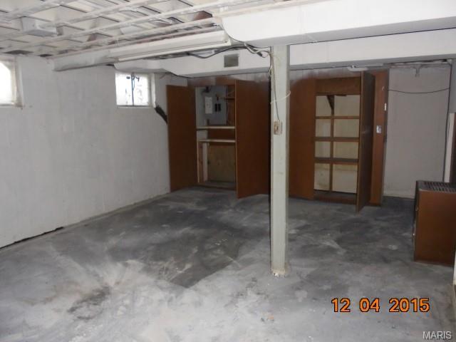 6829 Circleview Dr, Saint Louis, MO 63123 photo 25