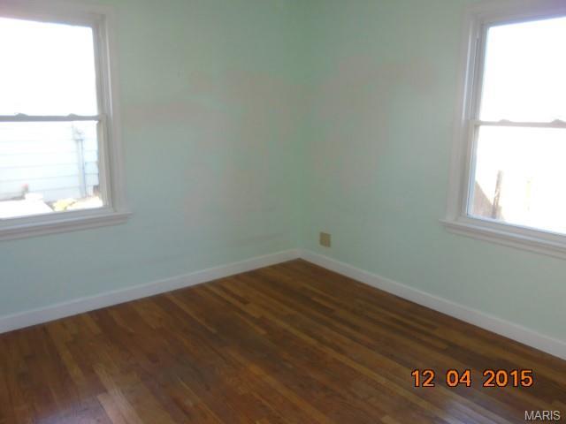 6829 Circleview Dr, Saint Louis, MO 63123 photo 20