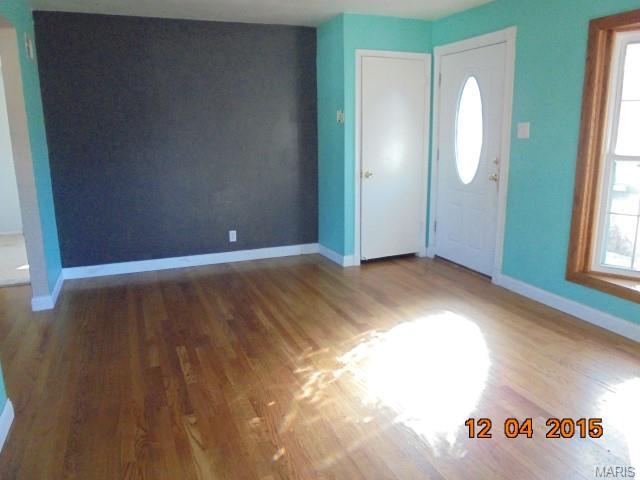 6829 Circleview Dr, Saint Louis, MO 63123 photo 10
