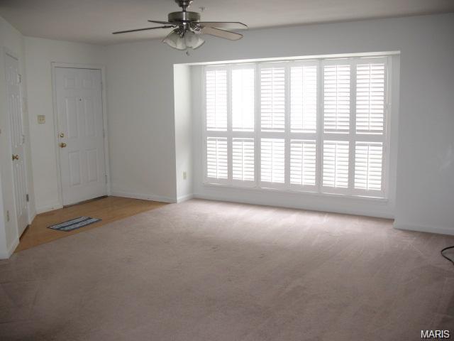 60 Timber Oaks Trl, O'fallon, MO 63368 photo 2