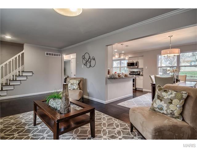 1124 Villaview, Ballwin, MO 63021 photo 5