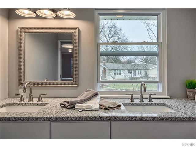1124 Villaview, Ballwin, MO 63021 photo 35