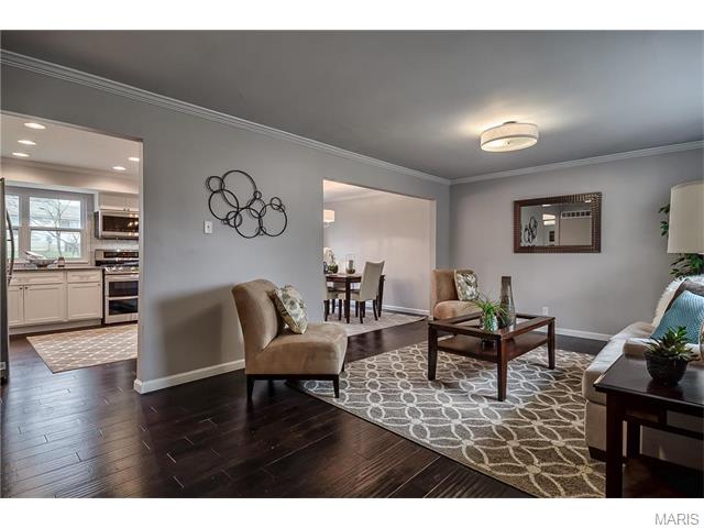1124 Villaview, Ballwin, MO 63021 photo 4