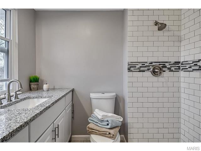 1124 Villaview, Ballwin, MO 63021 photo 32