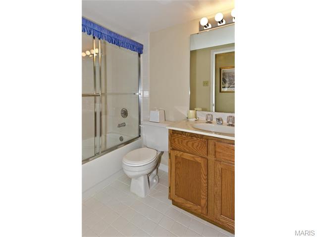 1741 Highview Circle Ct, Ballwin, MO 63021 photo 25