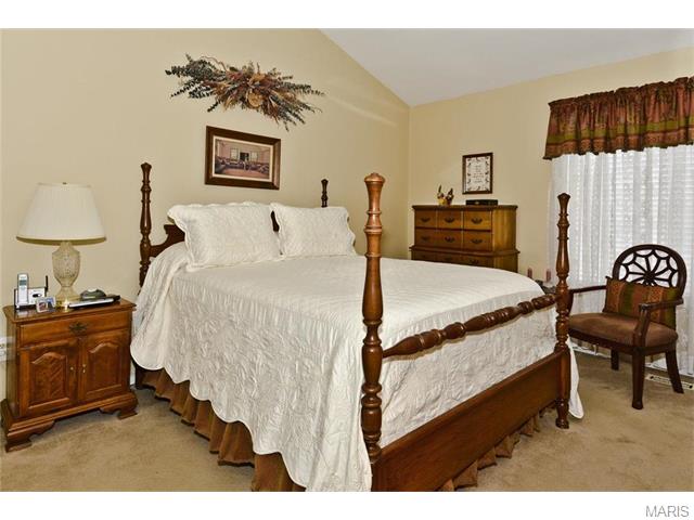 1741 Highview Circle Ct, Ballwin, MO 63021 photo 11