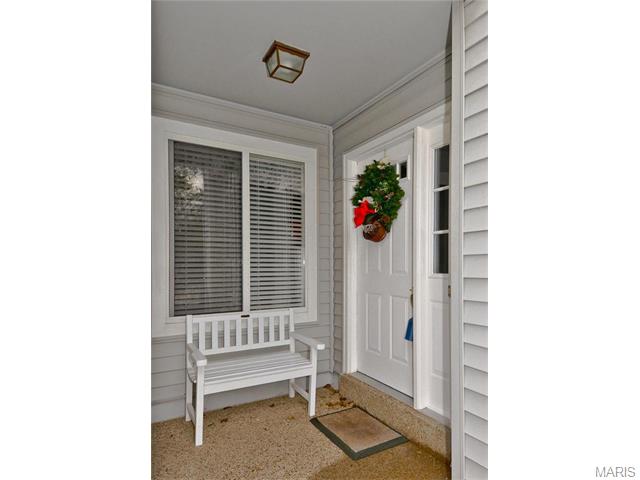 1741 Highview Circle Ct, Ballwin, MO 63021 photo 2
