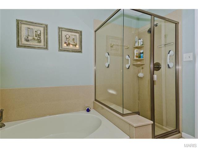 1741 Highview Circle Ct, Ballwin, MO 63021 photo 15