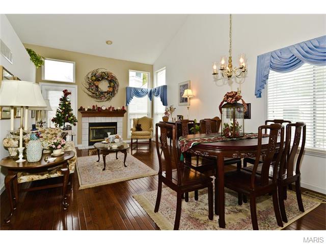 1741 Highview Circle Ct, Ballwin, MO 63021 photo 4