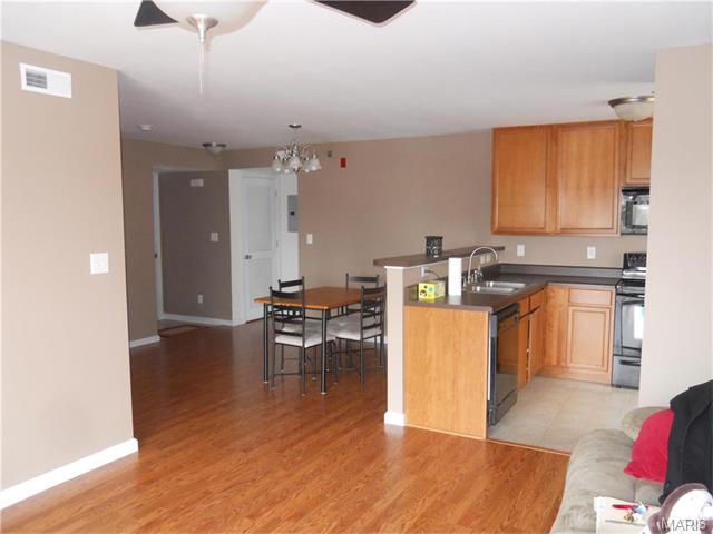8200 Spring Creek Ln, O'fallon, MO 63368 photo 16