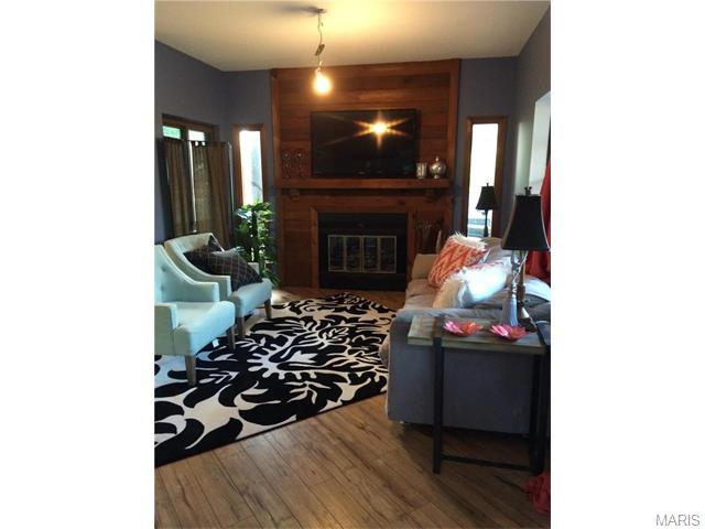 327 Kipling Way, Weldon Spring, MO 63304 photo 3