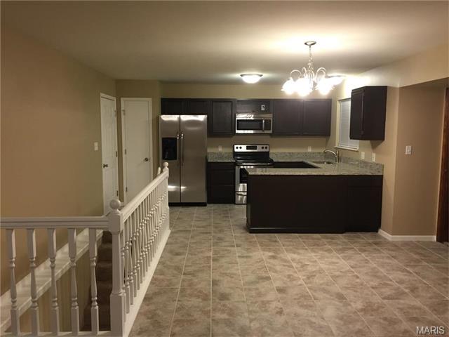 6412 Long Timber Dr, O'fallon, MO 63368 photo 8
