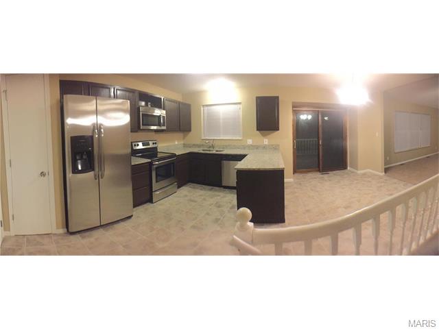 6412 Long Timber Dr, O'fallon, MO 63368 photo 9