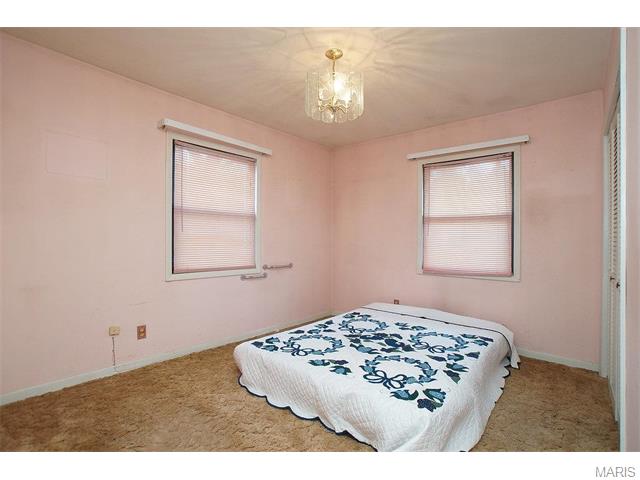 261 E Skyline, Ballwin, MO 63011 photo 12