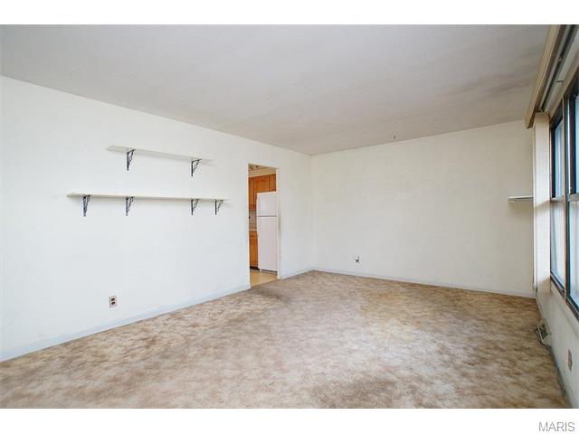 261 E Skyline, Ballwin, MO 63011 photo 6
