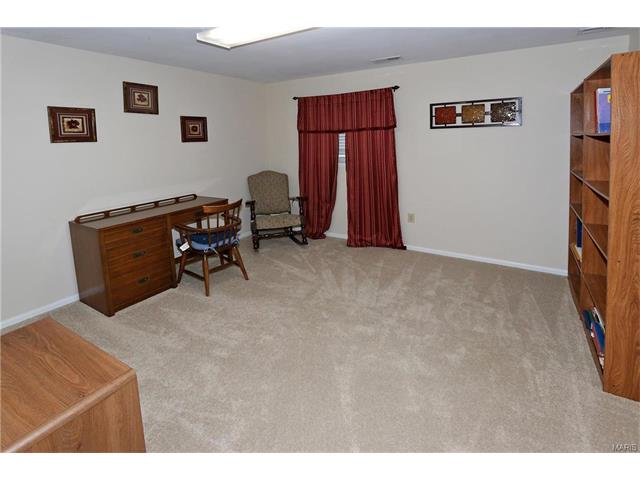 5551 Hennsley Cir, Weldon Spring, MO 63304 photo 34