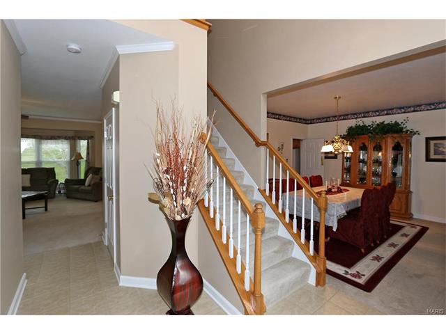 5551 Hennsley Cir, Weldon Spring, MO 63304 photo 4