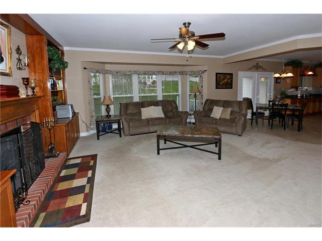 5551 Hennsley Cir, Weldon Spring, MO 63304 photo 22