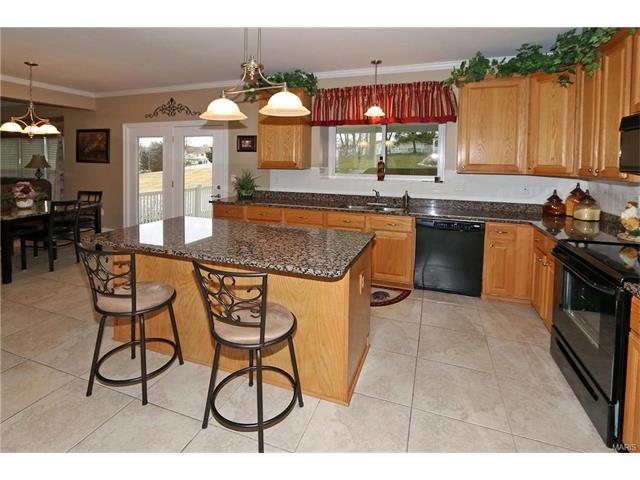 5551 Hennsley Cir, Weldon Spring, MO 63304 photo 16