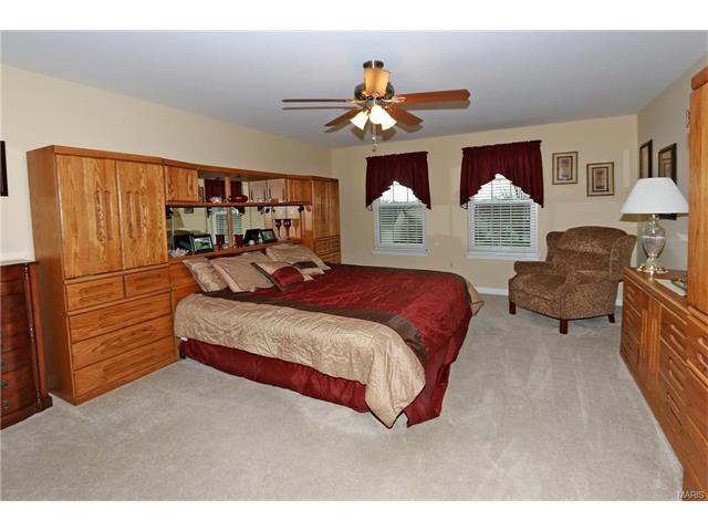 5551 Hennsley Cir, Weldon Spring, MO 63304 photo 25