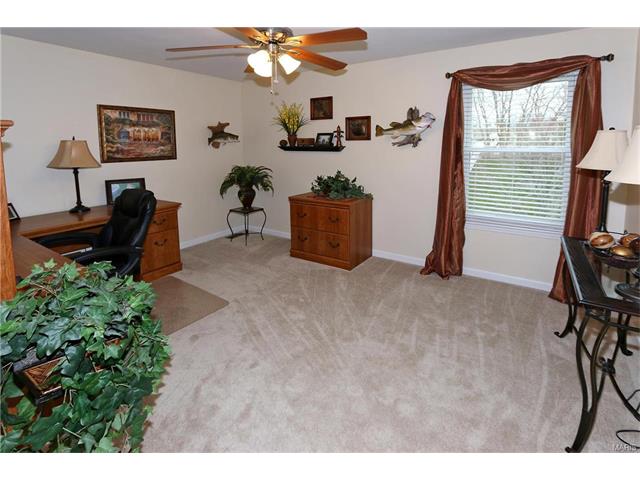 5551 Hennsley Cir, Weldon Spring, MO 63304 photo 29