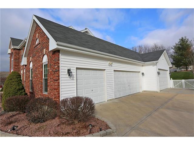 5551 Hennsley Cir, Weldon Spring, MO 63304 photo 36