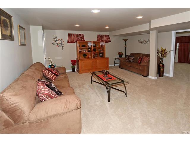 5551 Hennsley Cir, Weldon Spring, MO 63304 photo 33