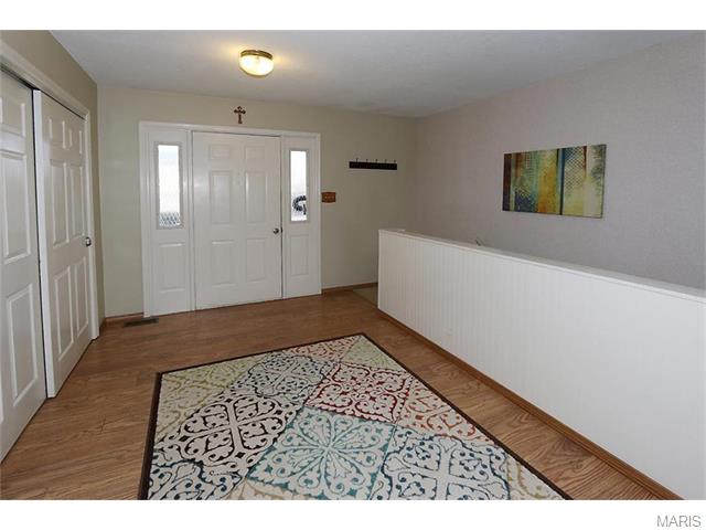 309 Coronation, O'fallon, MO 63366 photo 2