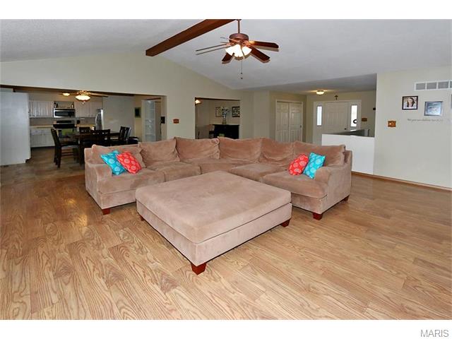 309 Coronation, O'fallon, MO 63366 photo 6