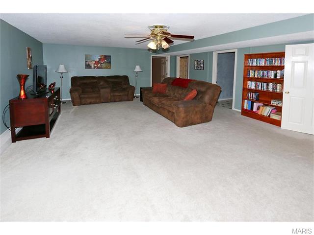 309 Coronation, O'fallon, MO 63366 photo 21