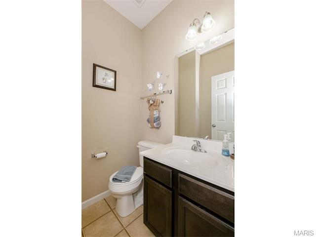 84 Brewster, O'fallon, MO 63366 photo 27