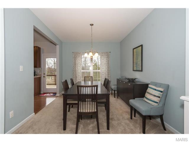 240 Spring Borough Dr, O'fallon, MO 63368 photo 7